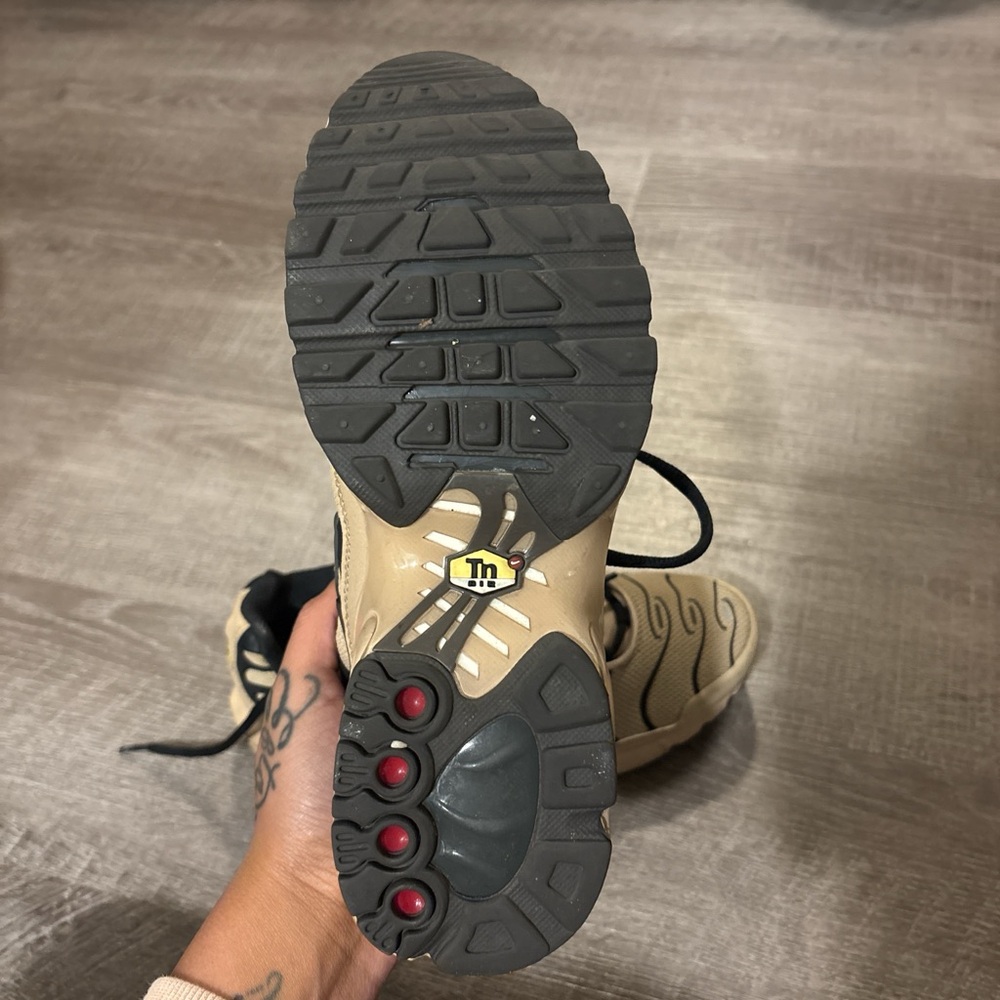 VM Black and Beige Athletic Sneaker Tongue Detail